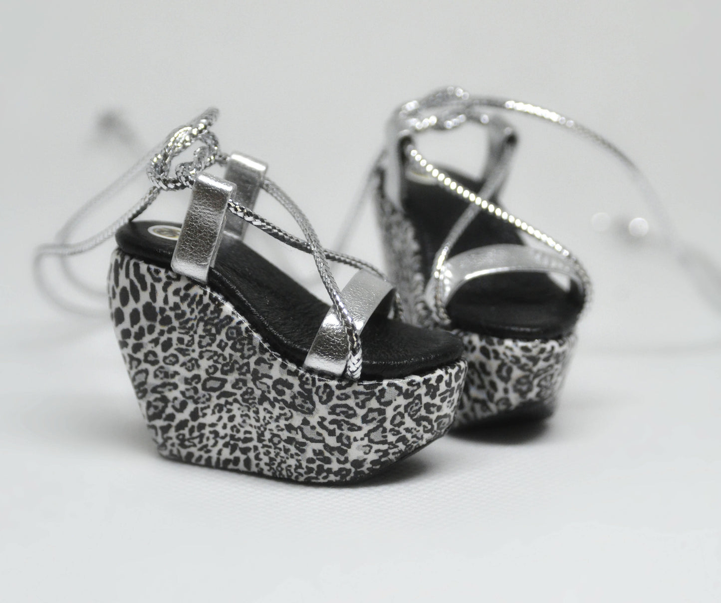 Shoes for MiniFee