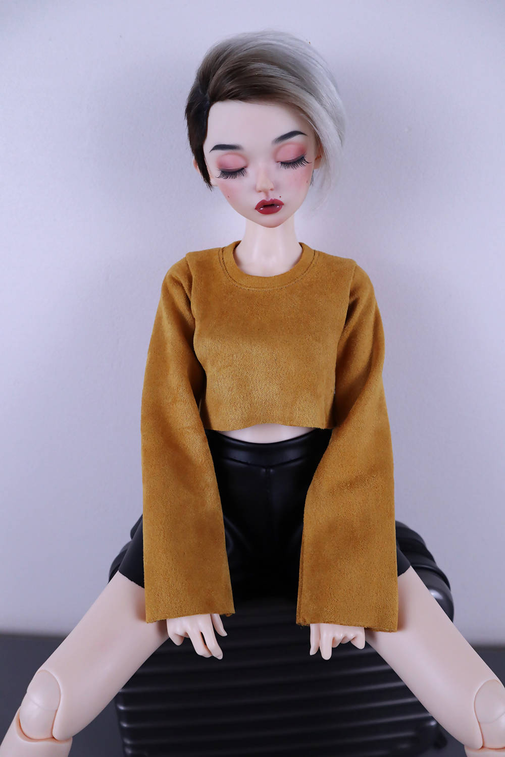 Yellow cropped sweater for Feeple60 (SD13)