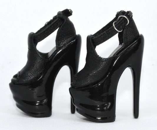 Shoes for MiniFee