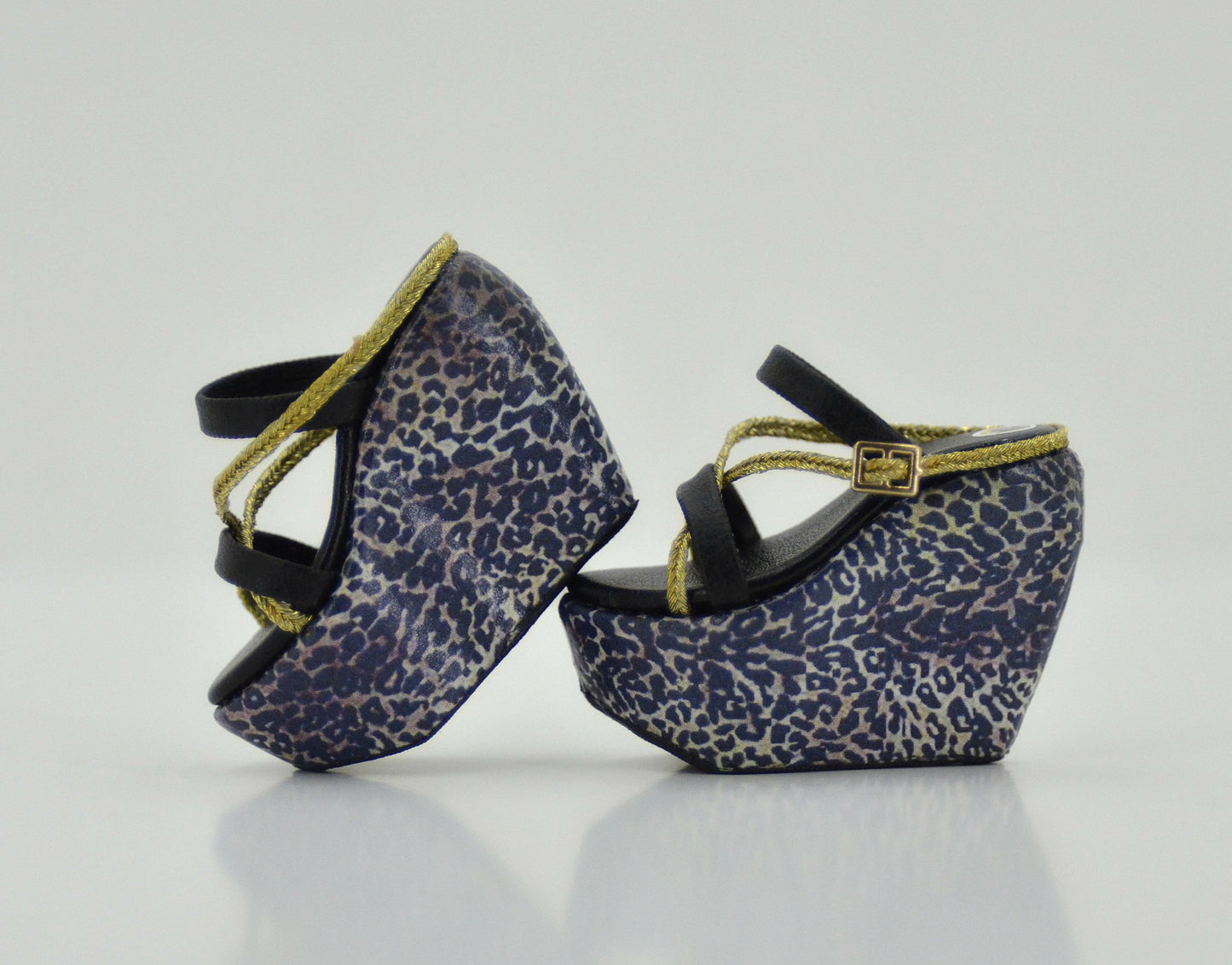 Shoes for MiniFee A-line heel feet
