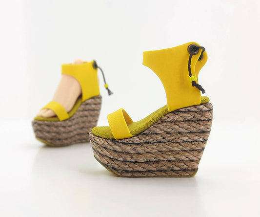 Shoes for MiniFee A-line heel feet