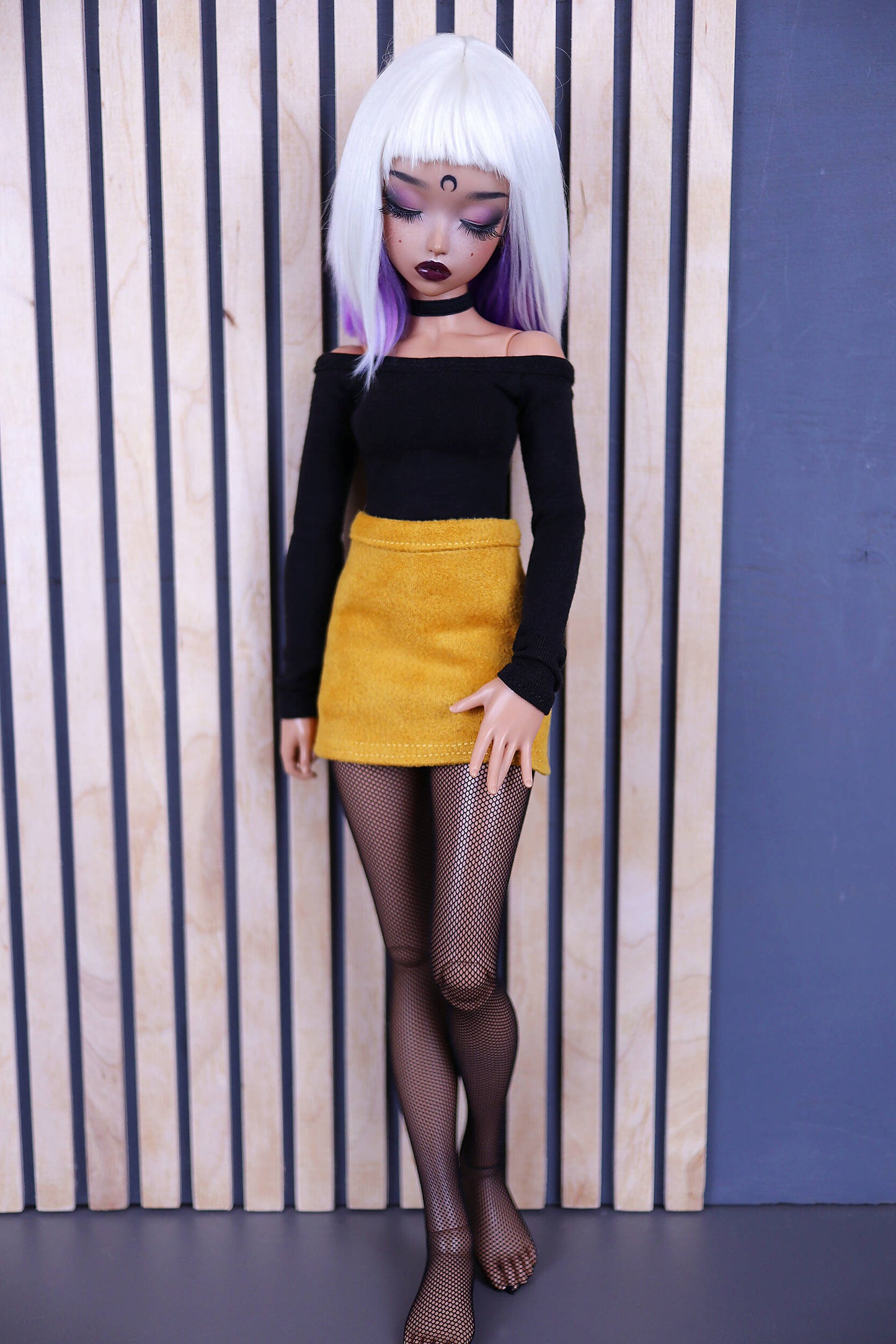 Yellow skirt for MiniFee A-line (MSD), 1/4