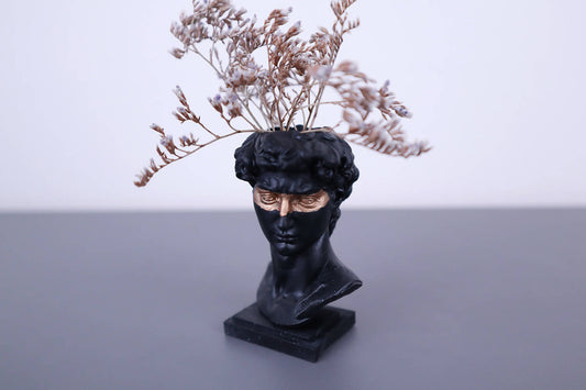 Black and white vase-bust "David", 3D
